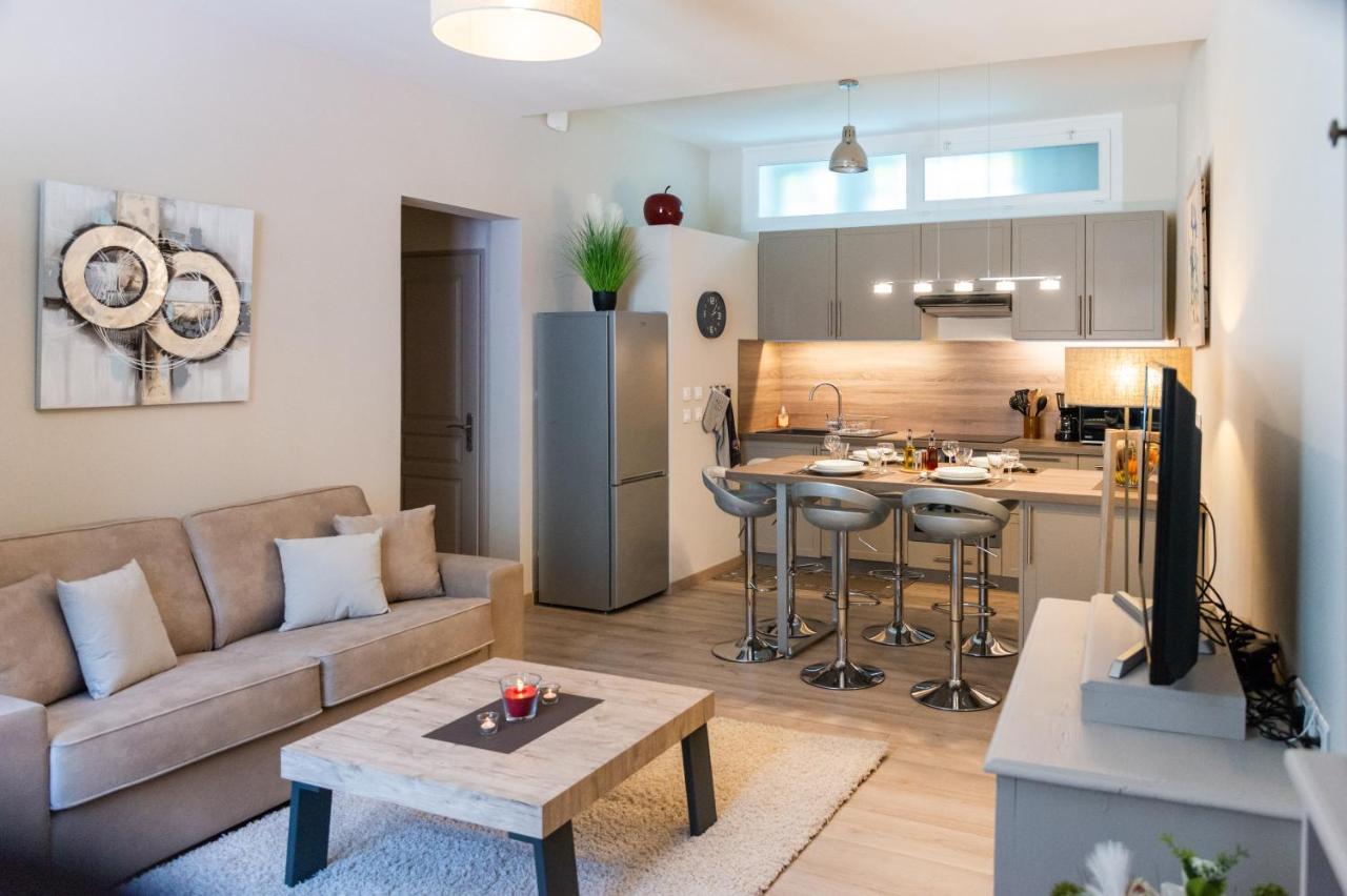 Apartmán Les Volets Rouges Cavaillon Exteriér fotografie