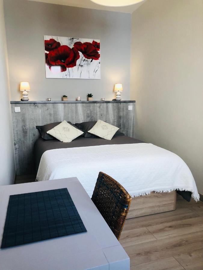 Apartmán Les Volets Rouges Cavaillon Exteriér fotografie